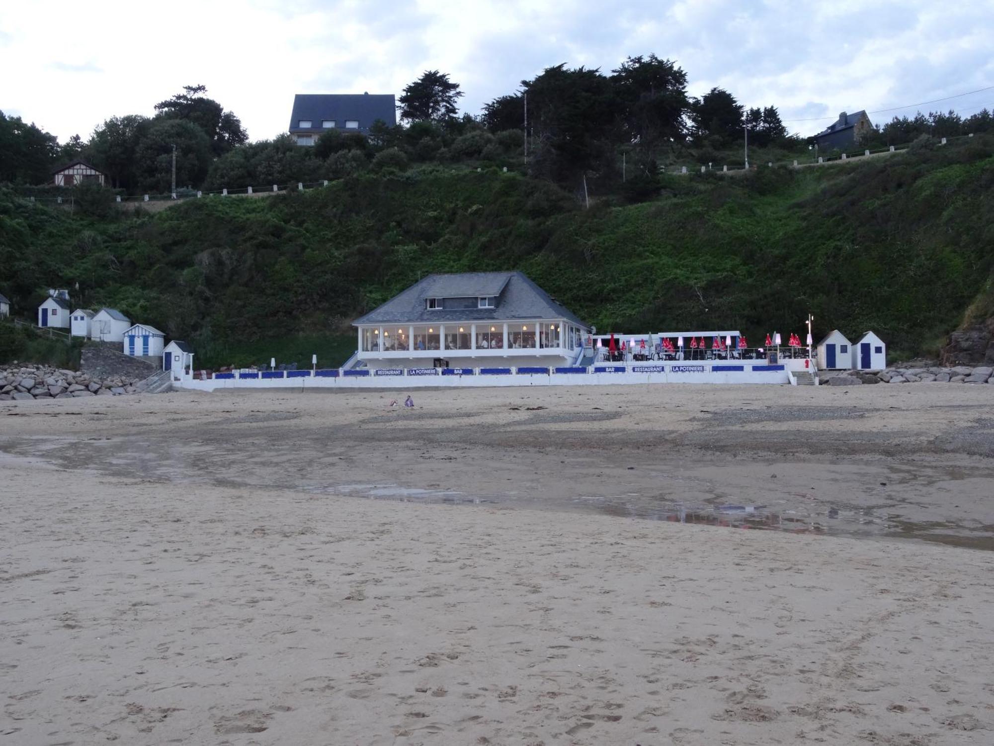 Gite "Rose Des Sables" - 800M De La Plage De Surtainville, Proche Commerces - Piscine En Juillet Et Aout Eksteriør billede